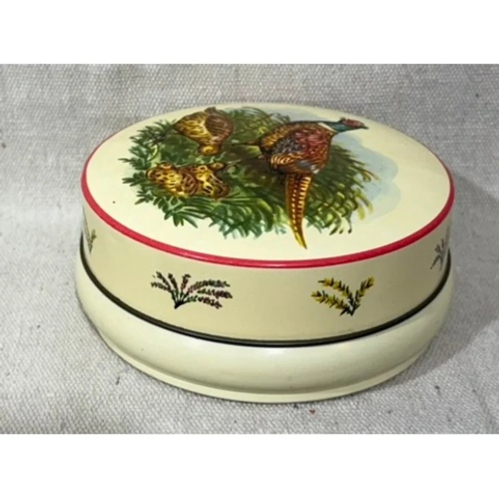 Vintage Riley's Toffee Tin Pheasant Game Bird Made in England Halifax Round 4.5